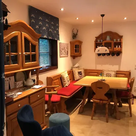 Romantisch 'het Vogelhuisje' *